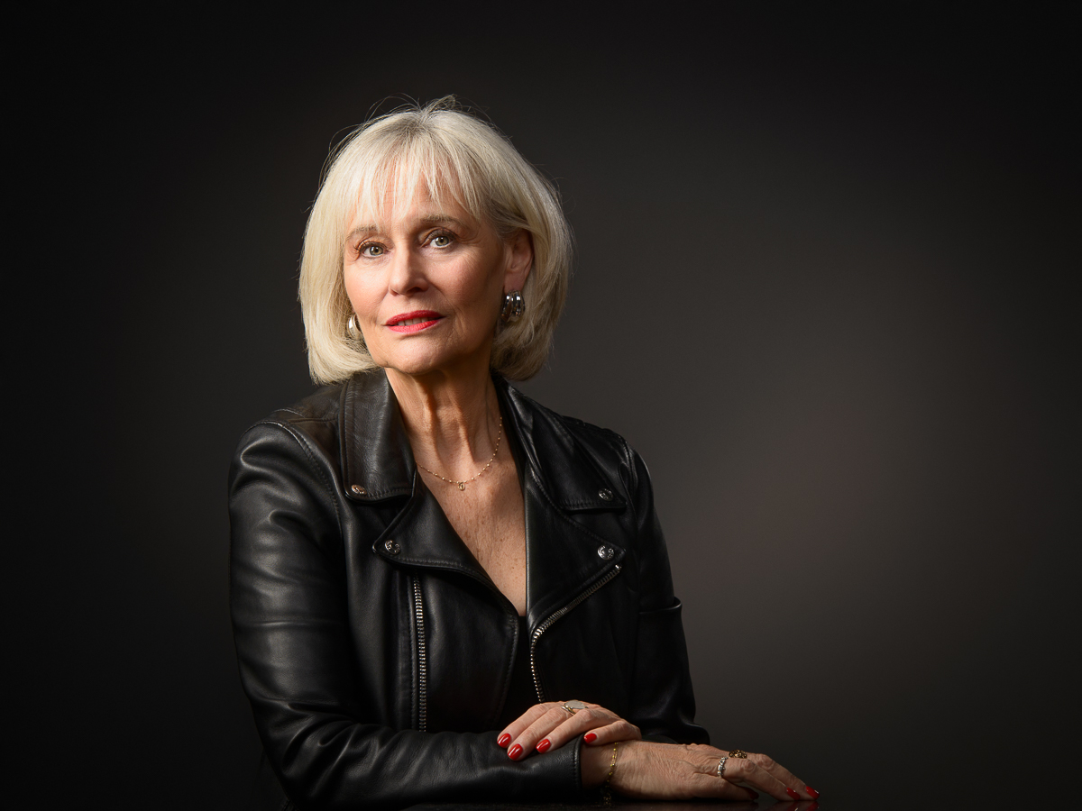 Séance Book & Mode pour modèle senior – Portrait professionnel à Annecy